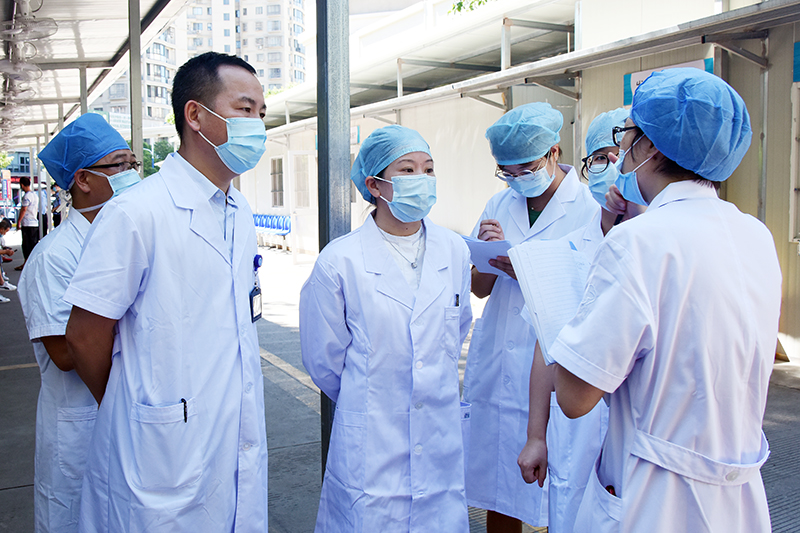 发热门诊.jpg 发热门诊.jpg