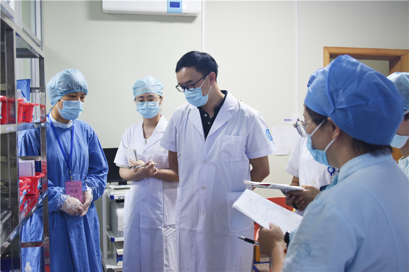 耳鼻咽喉科门诊.jpg 耳鼻咽喉科门诊.jpg