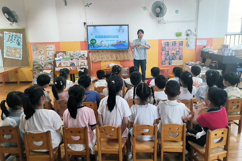 20240621 新生儿科 支部活动2.jpg 20240621 新生儿科 支部活动2.jpg