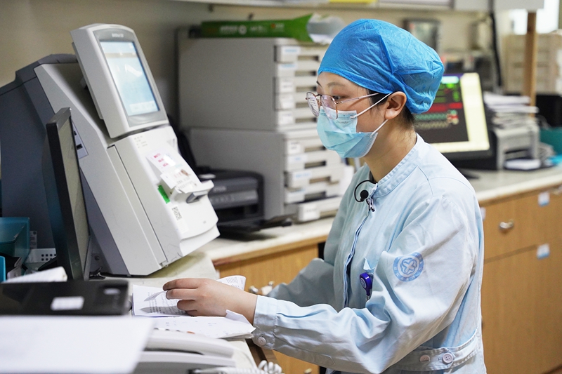 陈施叶 工作照 1.jpg 陈施叶 工作照 1.jpg