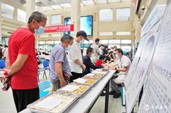 clip_image002.jpg 说明: 玉环市人民医院 义诊